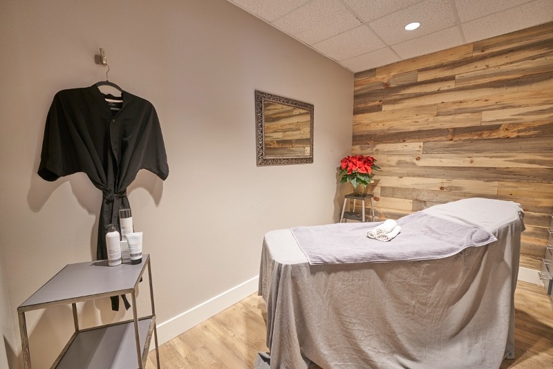 FOR MEN Salon | Spa Treatment Room