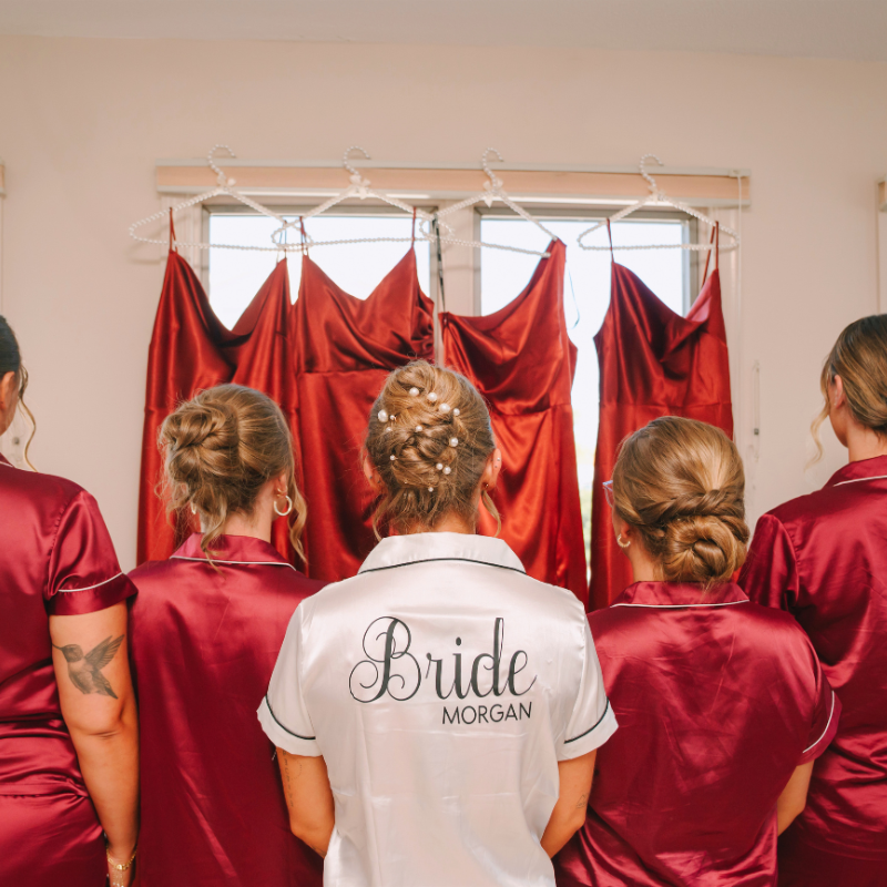Bride & Bridesmaids from Behind